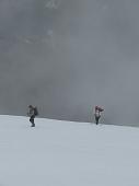 03_Silvia e Claudia tra neve e nebbia